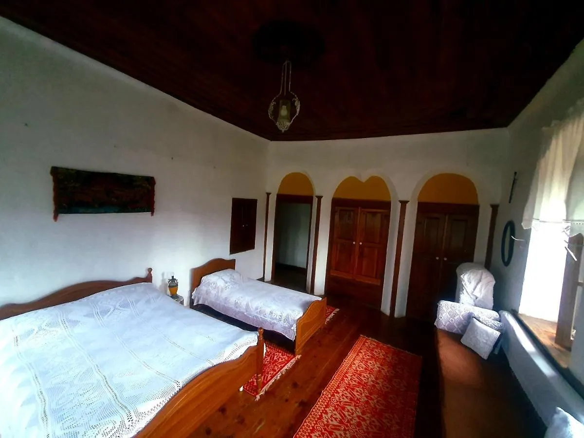 Traditional Guesthouse Përmet 0*,
