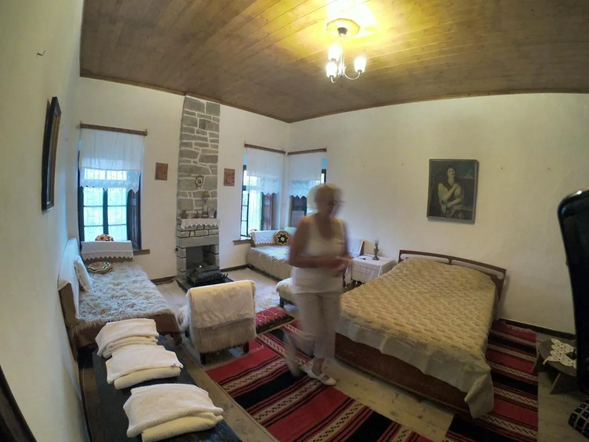 Traditional Guesthouse Permet